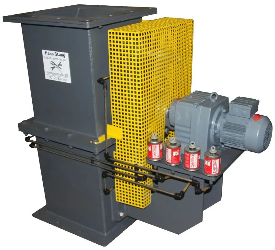 Double flap valve with permanent lubrication