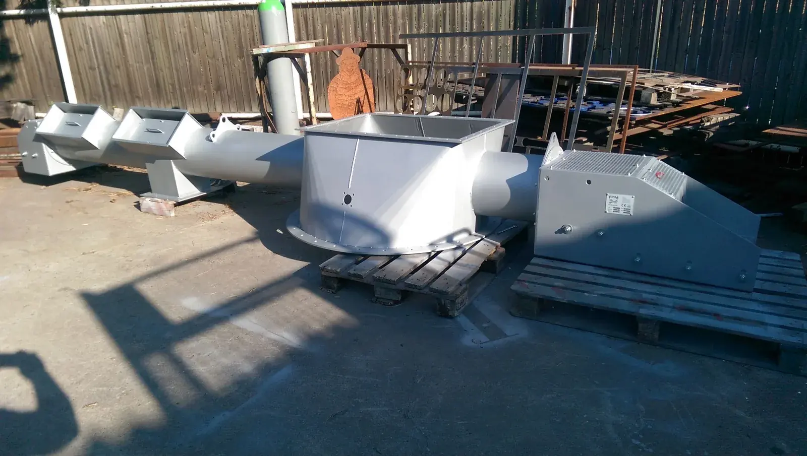 Tube screw conveyor