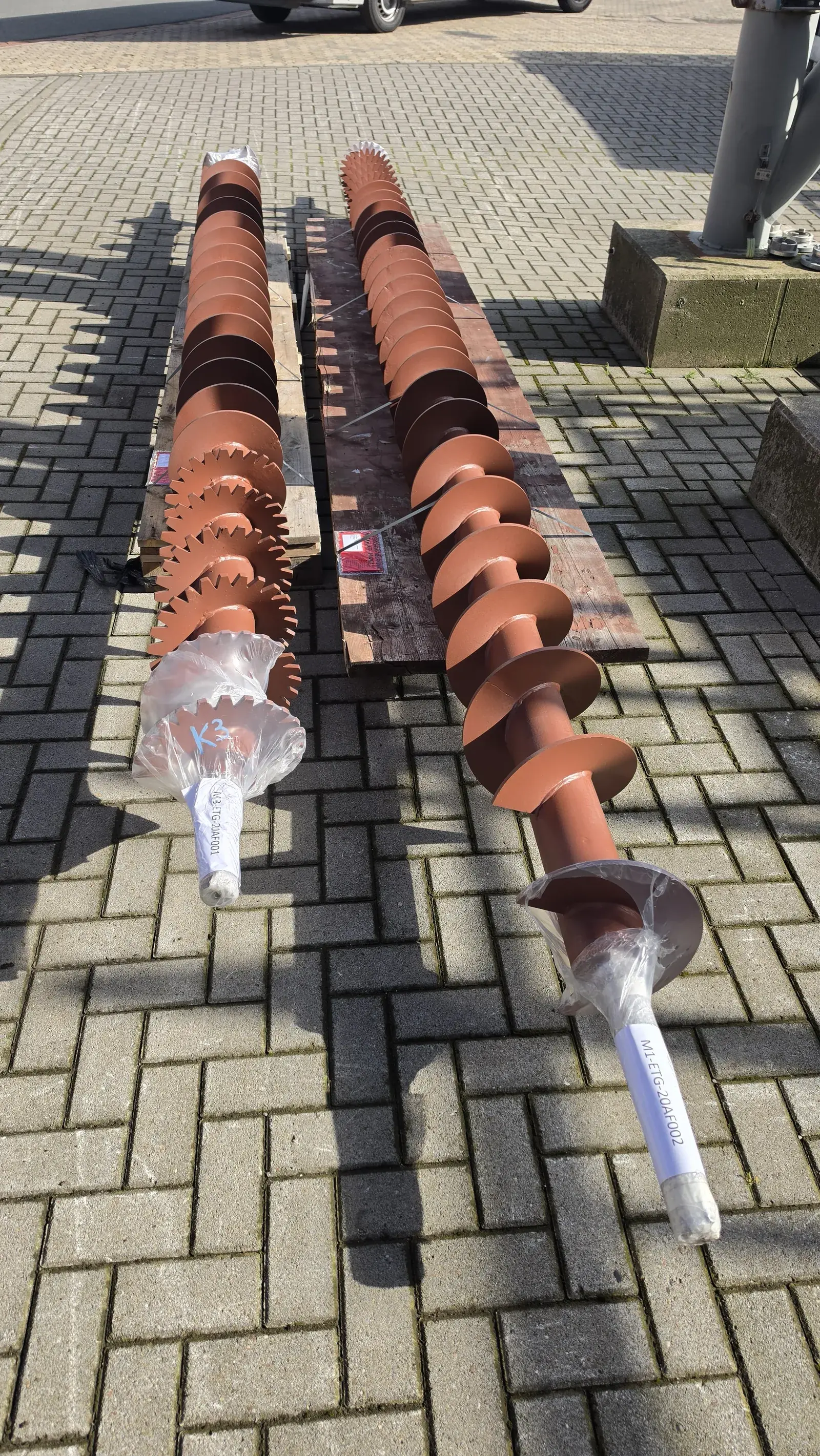 Screw shafts